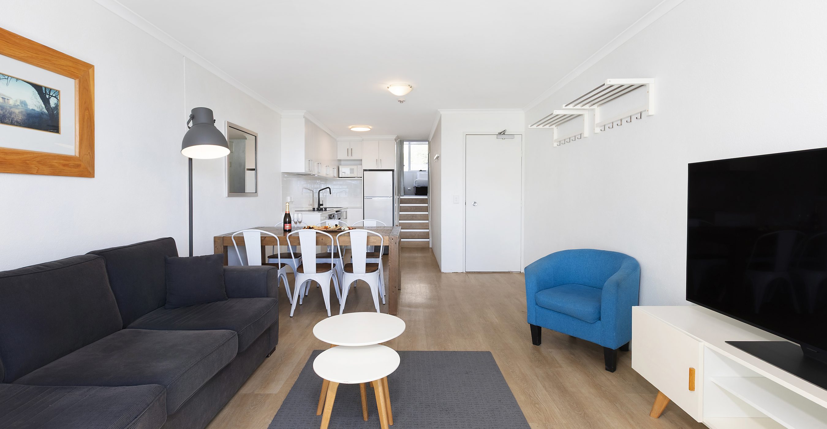 Two Bedroom Apartment - Image 8